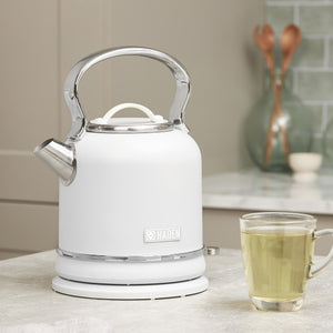 Chelsea Electric Kettle, Ivory & Chrome - 75160